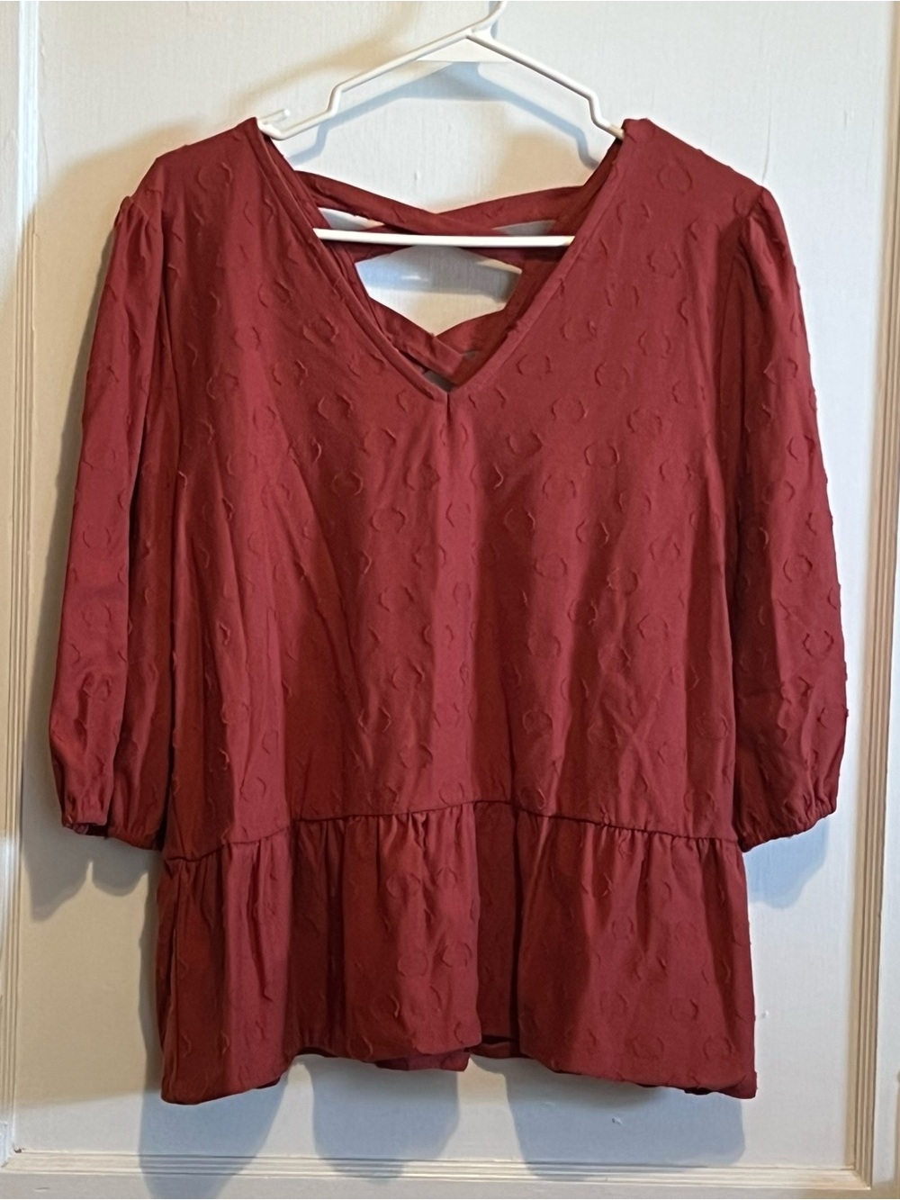 Women's Rust Red V-Neck Textured Peplum Top
